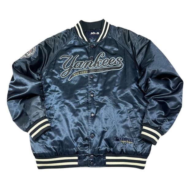 ✨ (바배) MLB 00s 뉴욕양키즈 사틴쉘 스타디움 자켓 점퍼