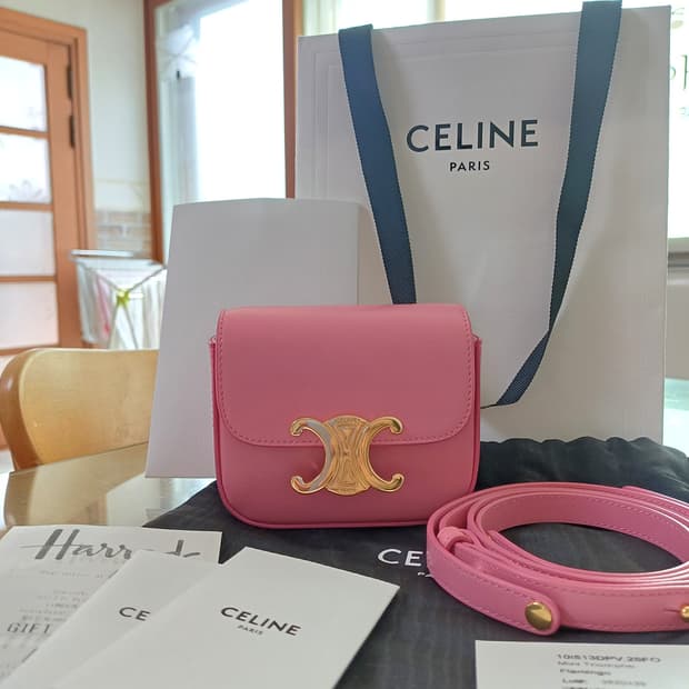 셀린느 미니클로드 샤이니 카프스킨 미니백