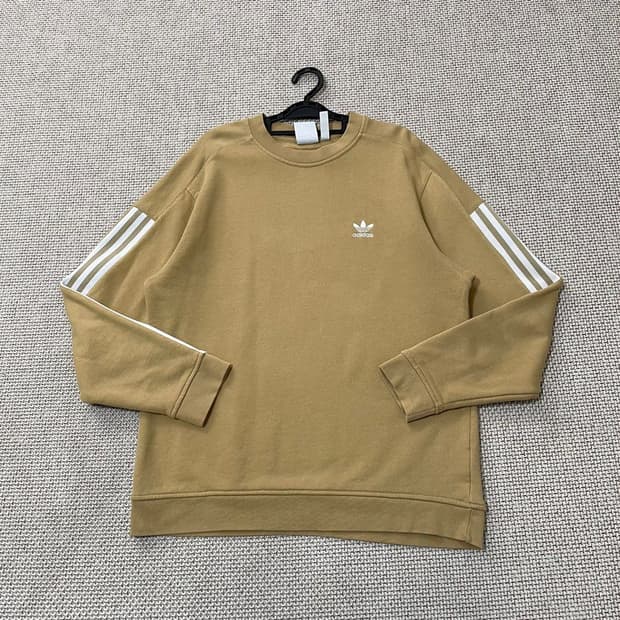 아디다스 맨투맨 5593