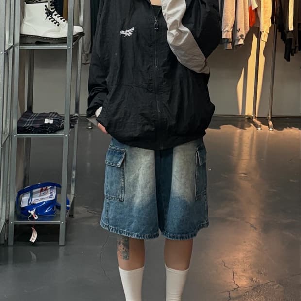리복 올드스쿨 바람막이 재킷 A1360