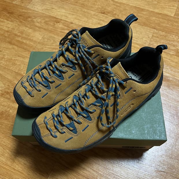 275) 킨 재스퍼 스웨이드 카멜