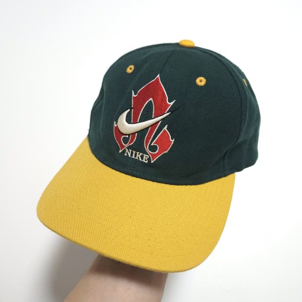 나이키 90s 파이어 스우시 빈티지 배색 볼캡