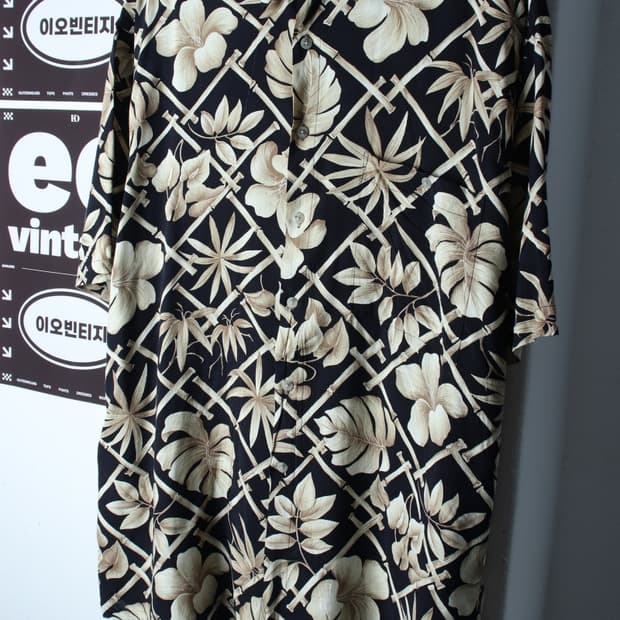 (L-XL) 피에르가르뎅 반팔셔츠 남방 90년대 USA 블랙-H33366