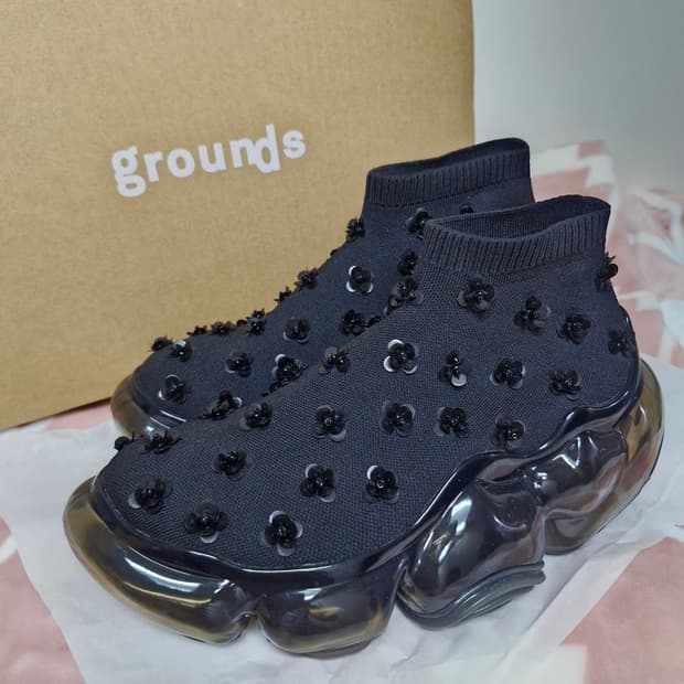 그라운즈 Grounds 무피 헤븐 플라워 비즈 니트 스니커즈 38 240