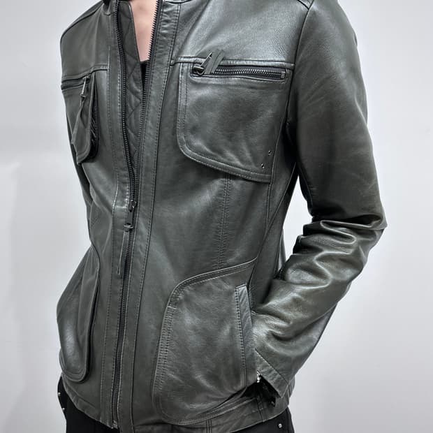 멀티 포켓 레더 자켓
