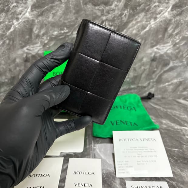 보테가베네타 맥시 플랩 오거나이저 카드지갑