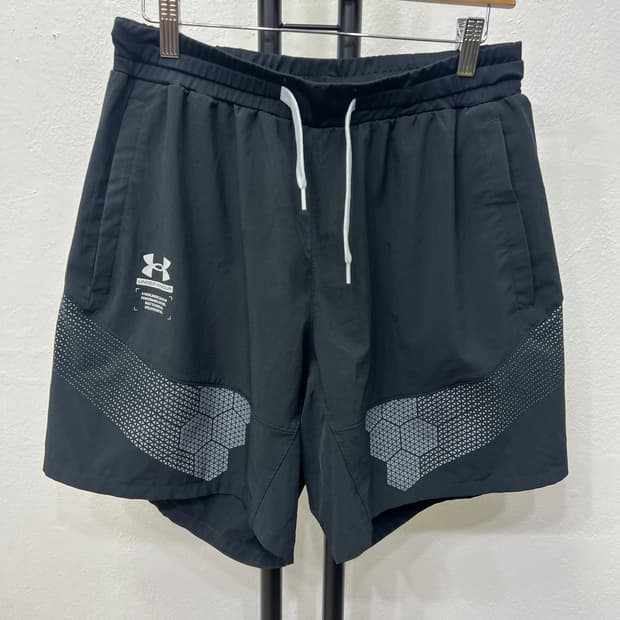 정품) 언더아머 반바지 XL