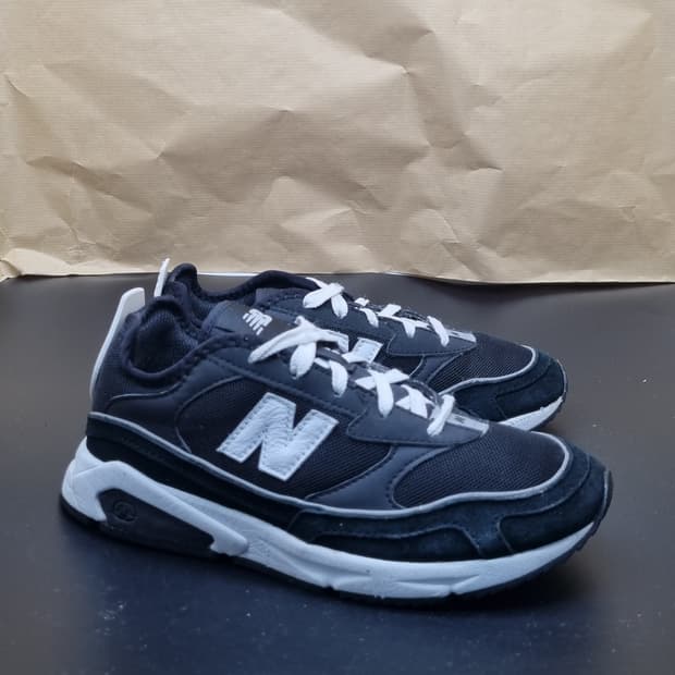 뉴발란스 엑스레이서 여성운동화230 