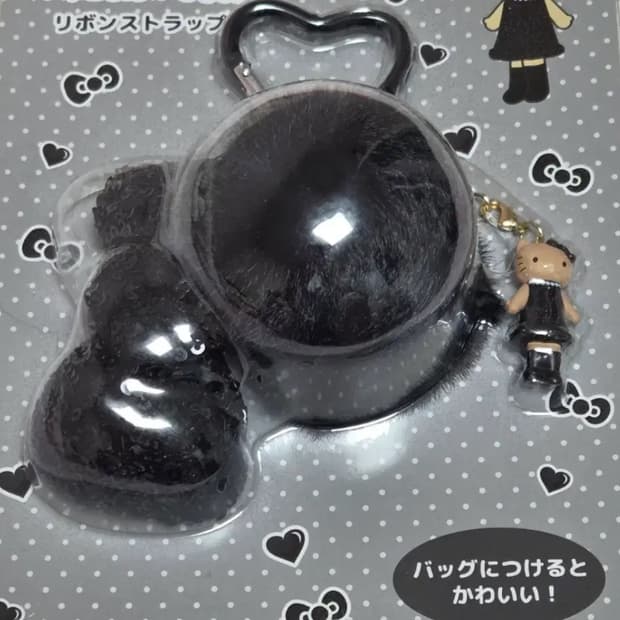 헬로키티 마스코트 스타일업 리본 퍼 스트랩 키링 크리타