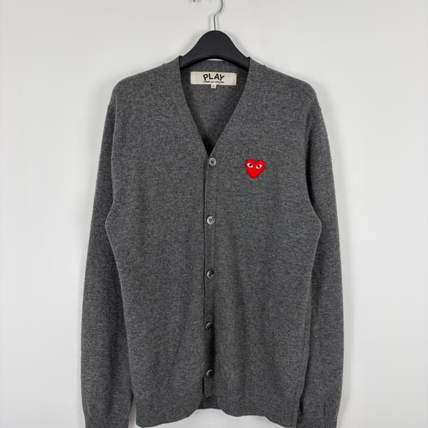a46) 꼼데가르송 플레이 하트 와펜 가디건