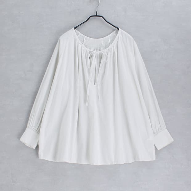 _arat x niko and _ gather cotton blouse