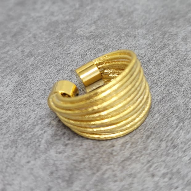 unique ring
