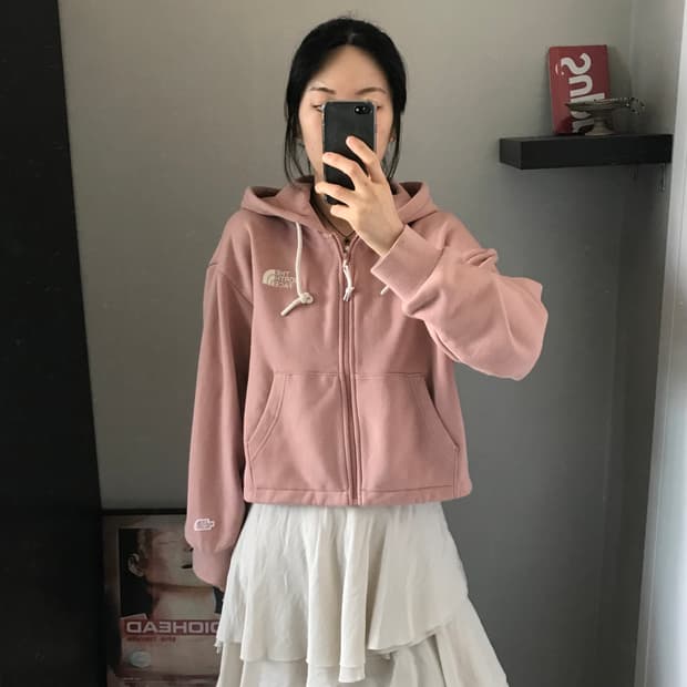 노스페이스 자수로고 핑크 크롭 후드집업