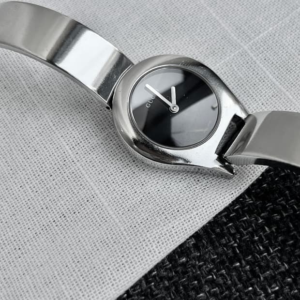 90s Gucci 구찌 뱅글 손목시계