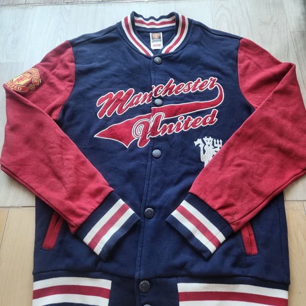 맨유 오피셜 스타디움 바시티 자켓 M