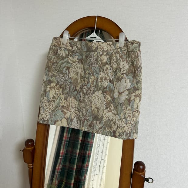 자카드 미니스커트