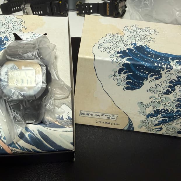  [국내정발] 지샥 호쿠사이 파도 DW-5600KHK25-1DR