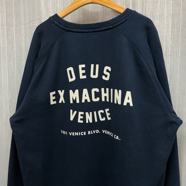 데우스 엑스 마키나 베니스 어드레스 크루넥 맨투맨 티셔츠