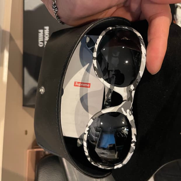 슈프림 x OTTO 선글라스