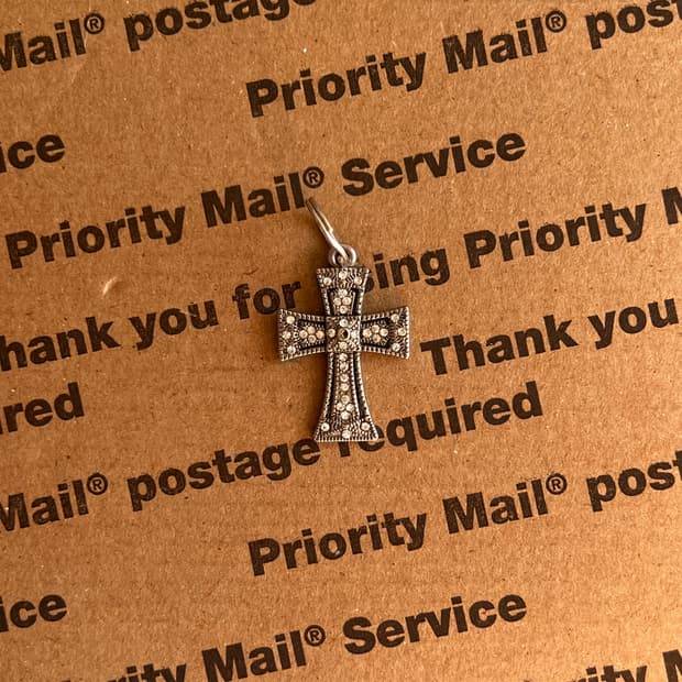 90s vtg Color Gem Cross Keyring