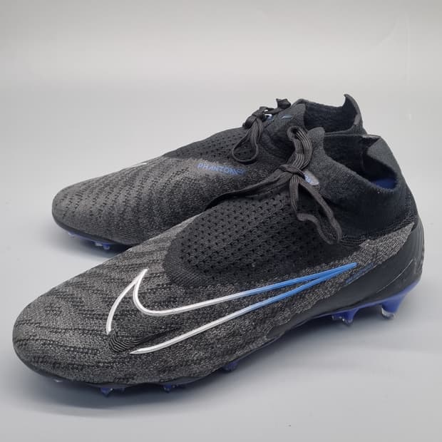 나이키 그립니트 팬텀GX 엘리트 축구화265