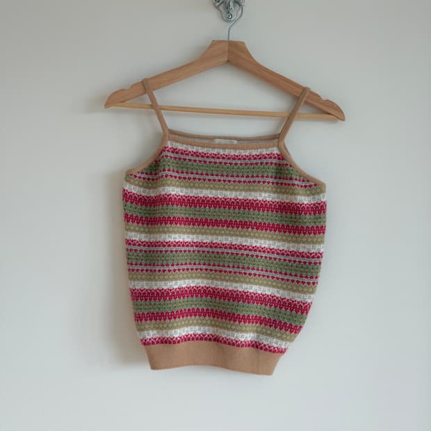 시엔느(sienne) 울&캐시미어 슬리브리스 끈 나시