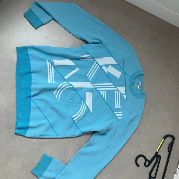 겐조 하늘색 니트