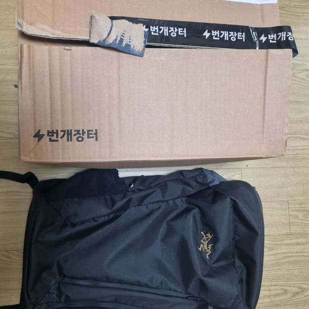 아크테릭스 멘티스30 블랙 판매합니다