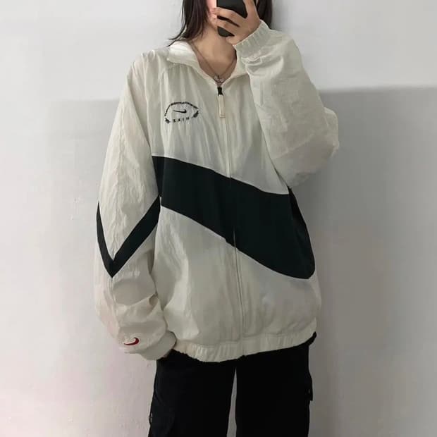 새상품_(XL)나이키 스우시 우븐 자켓 화이트/블랙(DV0531-133)