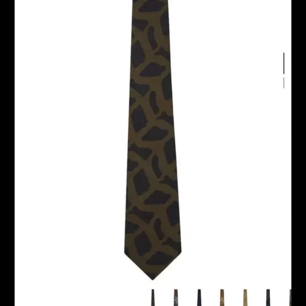 꼼데가르송 옴므 듀스 넥타이