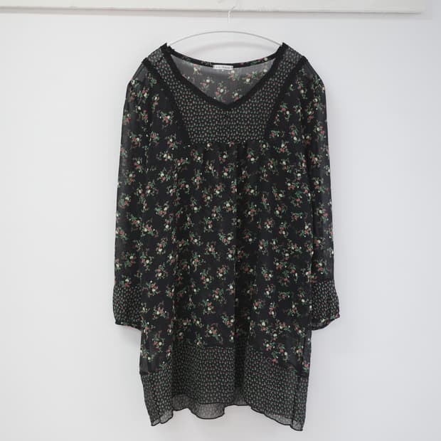 Vintage flower balck one-piece