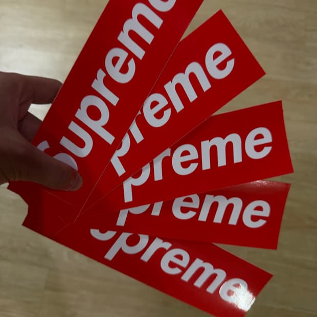 supreme 스티커 