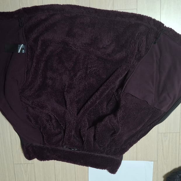 유니클로&니들스 콜라보 후리스 m사이즈 퍼플