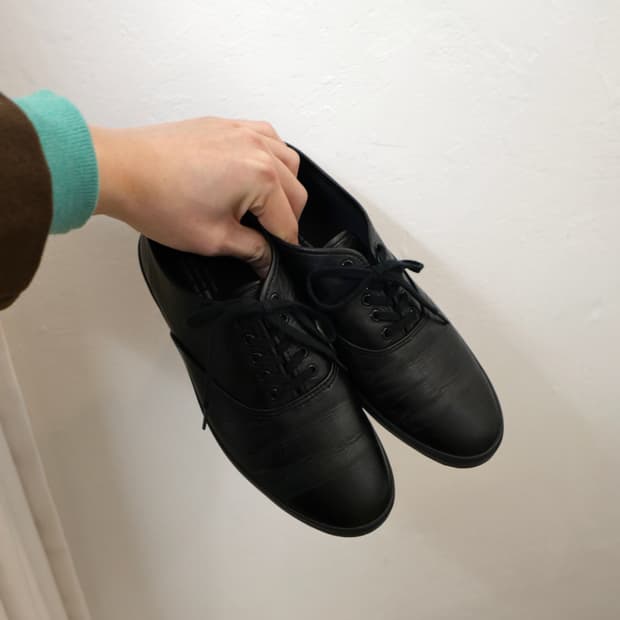 꼼데가르송 레더 스니커즈