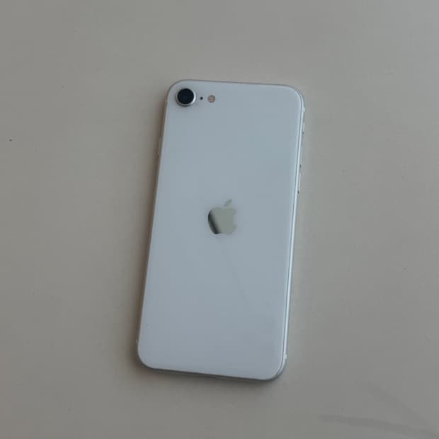 아이폰 se2 화이트 64