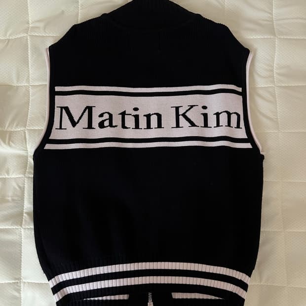 matin kim 마뗑킴 <실착2회> 스펠 포인트 스트라이프 니트 베스트