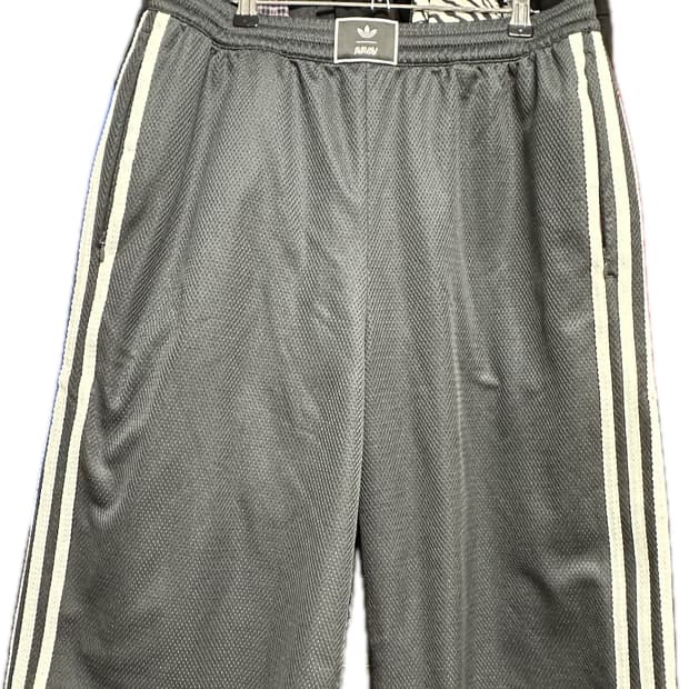 25FW 아디다스 x 아바바브 트랙 숏 팬츠 M