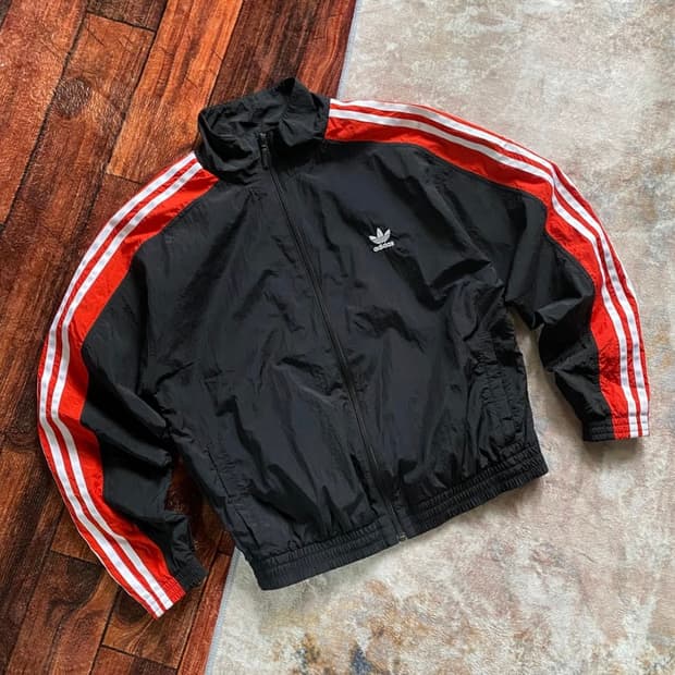 아디다스 바람막이