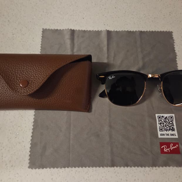 레이밴 클럽마스터 RB3016 51사이즈 판매합니다.