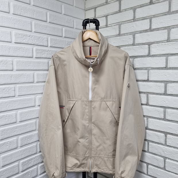 [4/23년/정품] 몽클레어 호시 바람막이 자켓 베이지