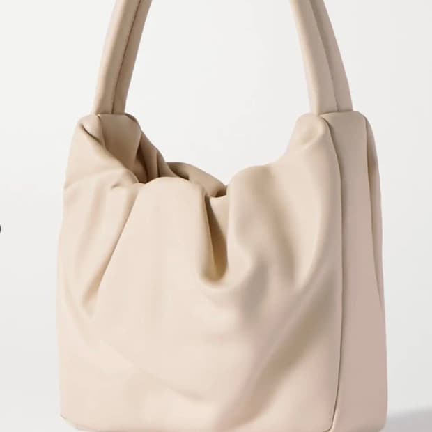 스타우드 레더 숄더백 크림