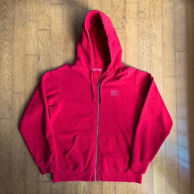 Supreme World Famous Zip Up Hooded 18ss