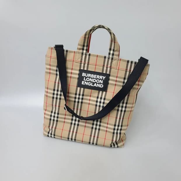 버버리 로고 아플리케 토트백겸 크로스백 OS