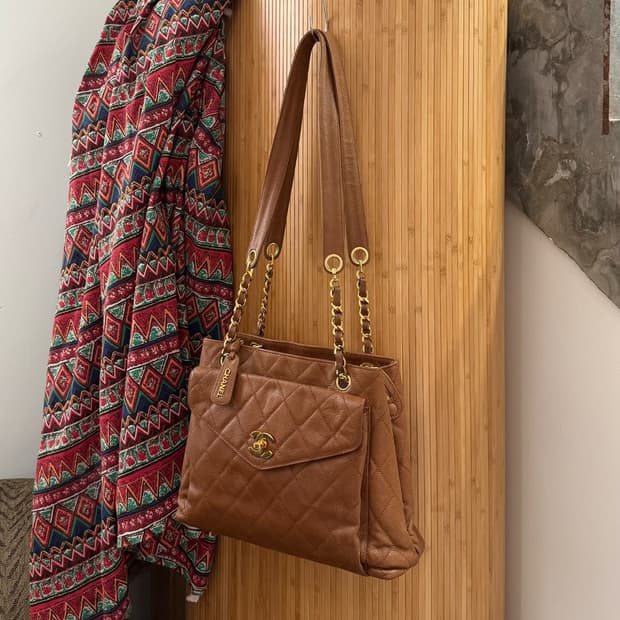 샤넬 브라운 클래식 cc 퀼팅 캐비어 숄더백