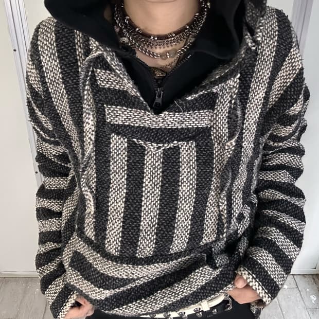 mexican hood black & gray