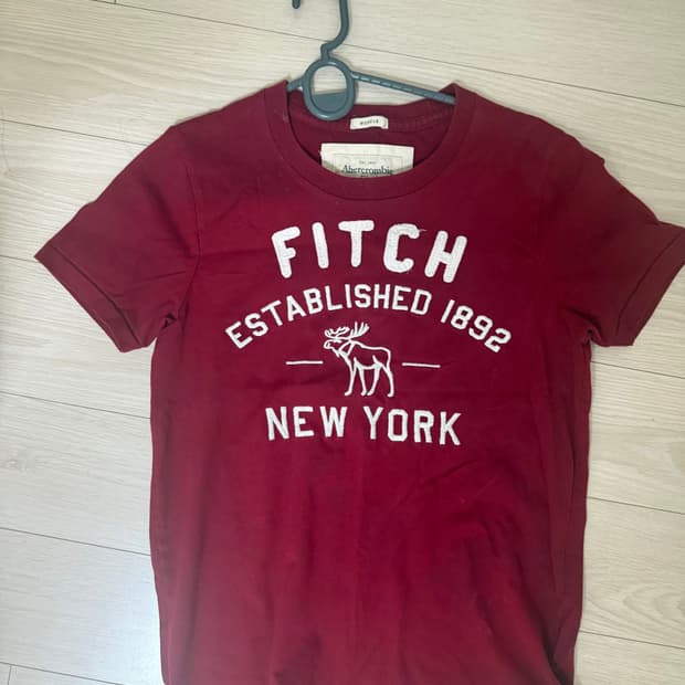 아베크롬비 반팔 s