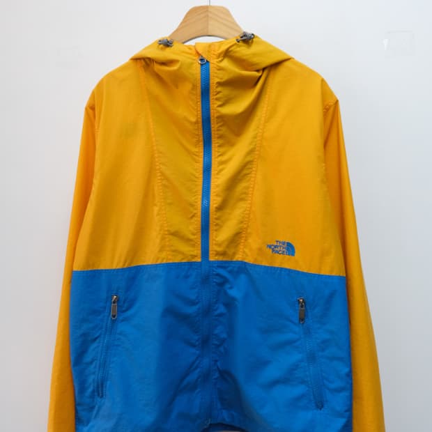 더 노스페이스 윈드브레이커