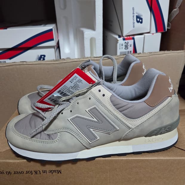 뉴발란스 UK 576 OU576GT 275사이즈 새상품