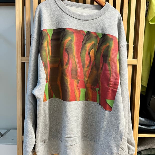 드리스반노튼 Mika Ninagawa 스웻셔츠 그레이