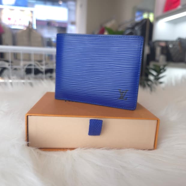 [정품] 루이비통 에삐 멀티플 월릿 블루 투톤 / M60662